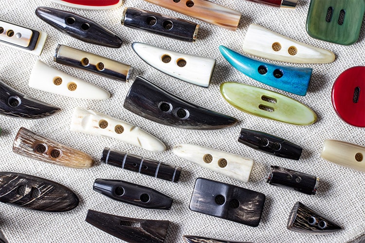 Toggles of buffalo, ox and deer horn